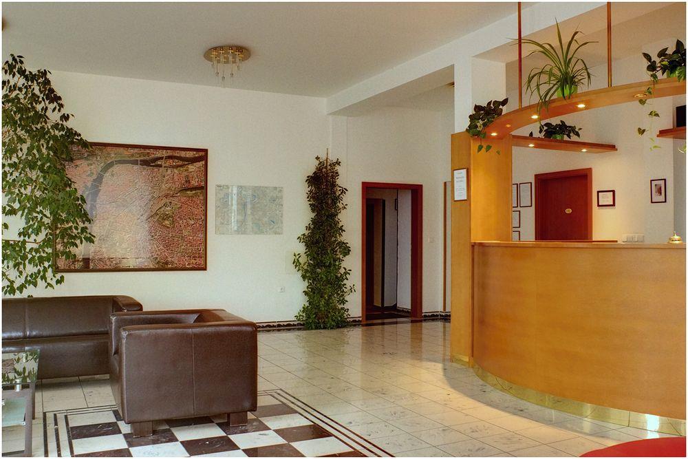Attic Hotel Prague Luaran gambar