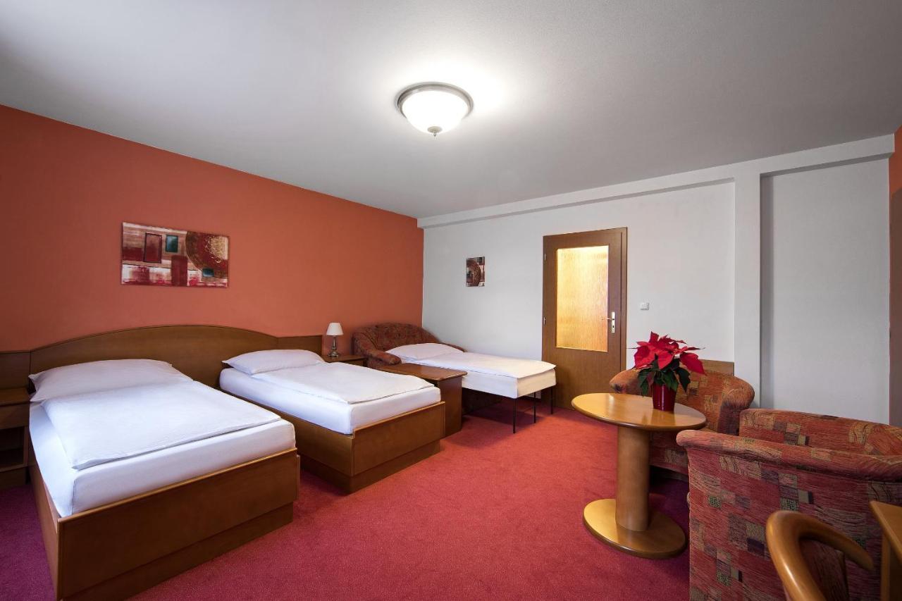 Attic Hotel Prague Luaran gambar
