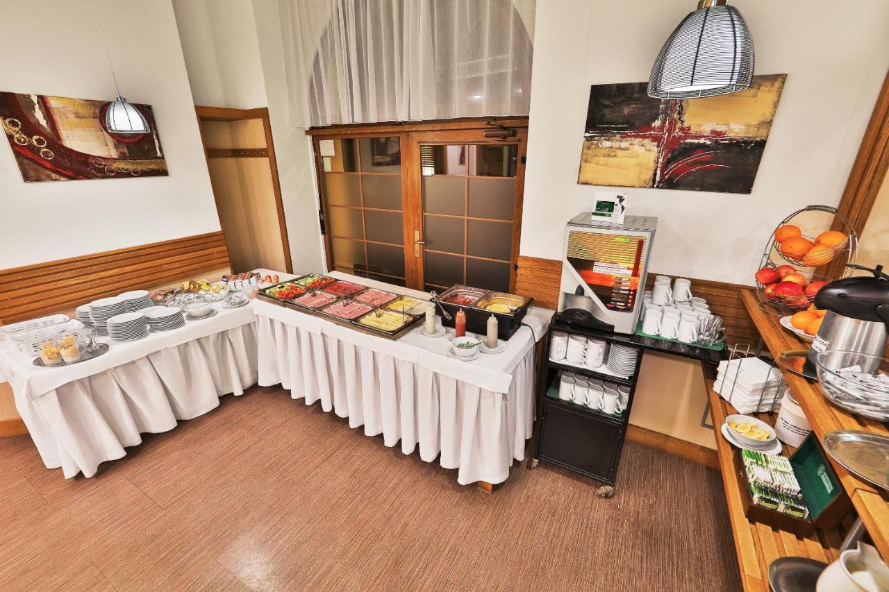 Attic Hotel Prague Luaran gambar